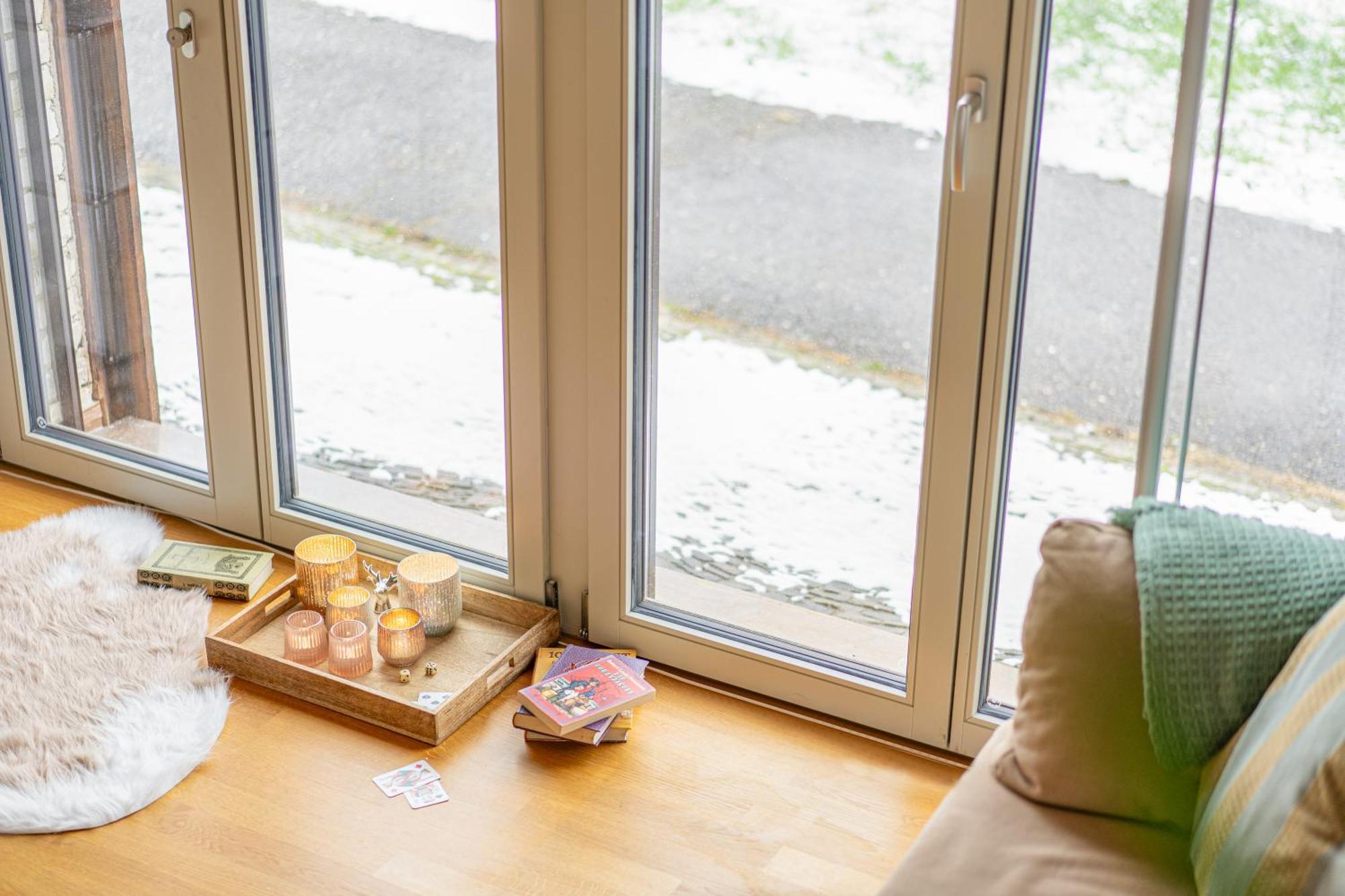 Tiny House Chez Claudine - Relaxen, Workspace, Naehe Thermen, Netflix, Free Parking & Wifi 브루그 외부 사진