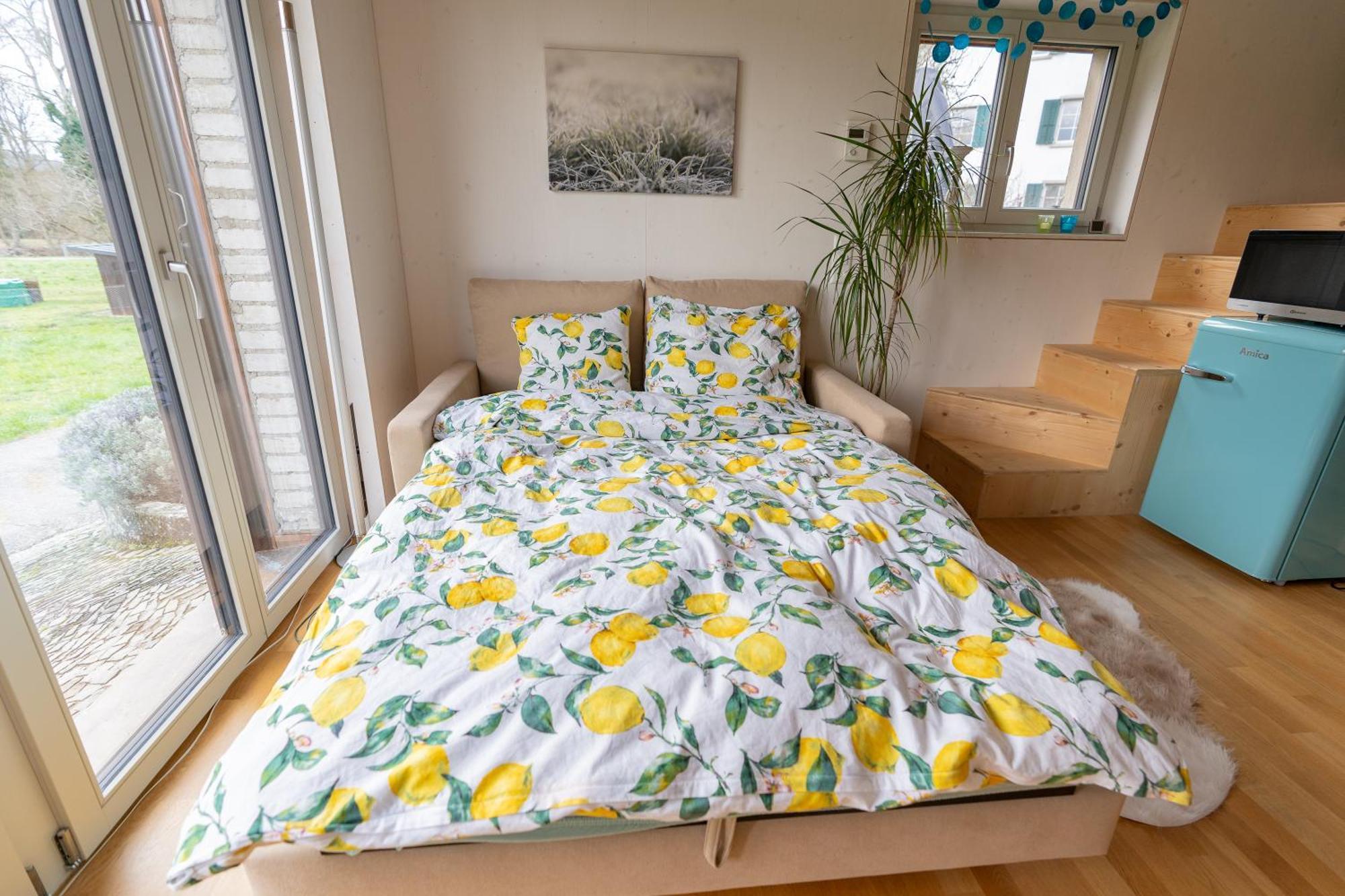 Tiny House Chez Claudine - Relaxen, Workspace, Naehe Thermen, Netflix, Free Parking & Wifi 브루그 외부 사진