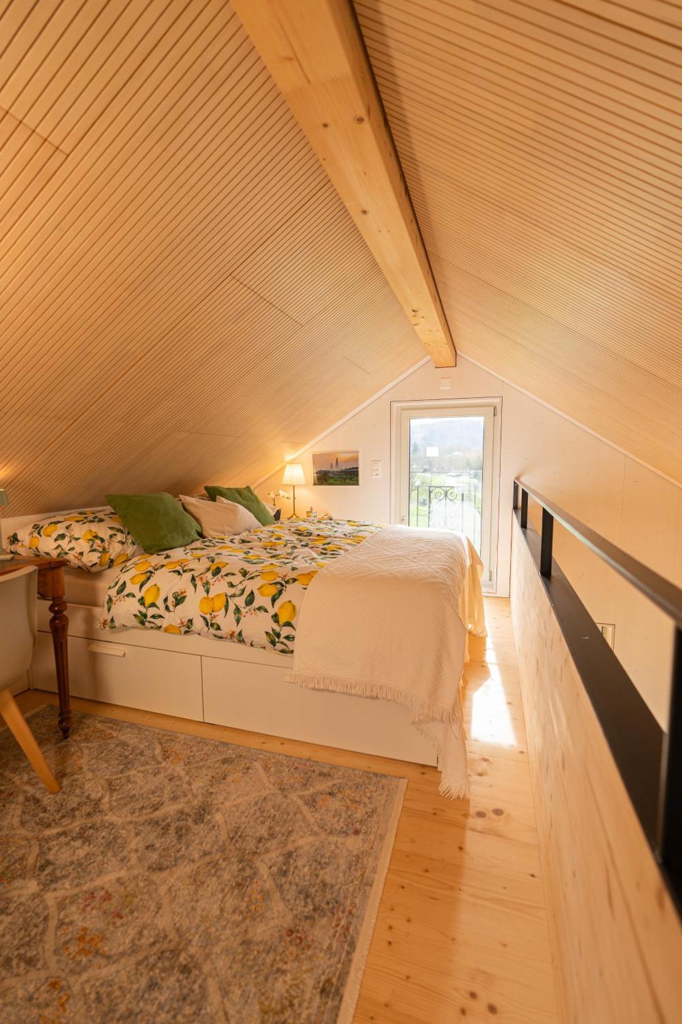 Tiny House Chez Claudine - Relaxen, Workspace, Naehe Thermen, Netflix, Free Parking & Wifi 브루그 외부 사진